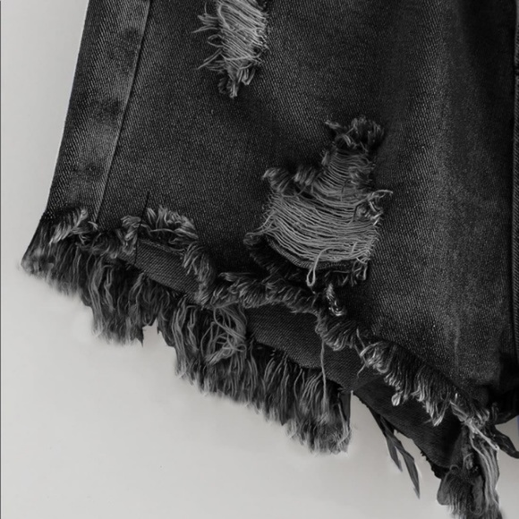 NWT Distressed Denim Shorts - Picture 3 of 5